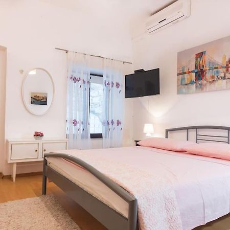 Omis Center Vila Ngoại thất bức ảnh