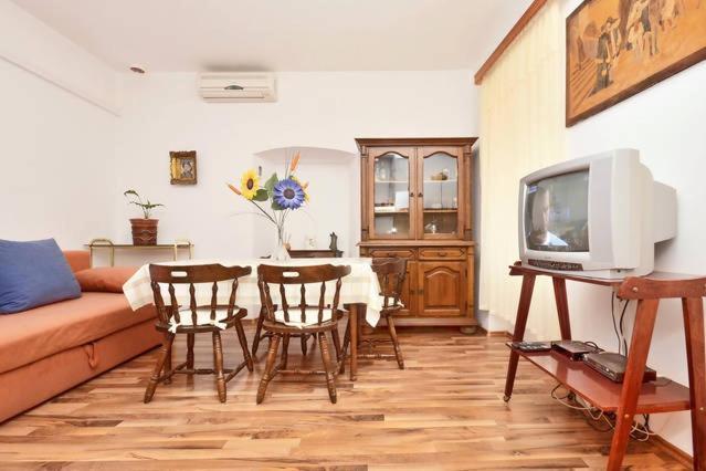 Omis Center Vila Ngoại thất bức ảnh