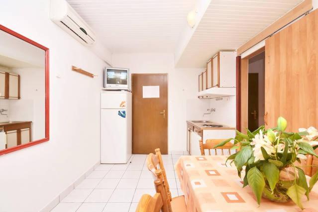 Omis Center Vila Ngoại thất bức ảnh