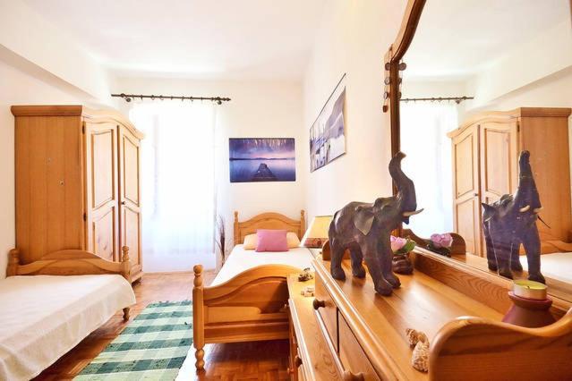 Omis Center Vila Ngoại thất bức ảnh